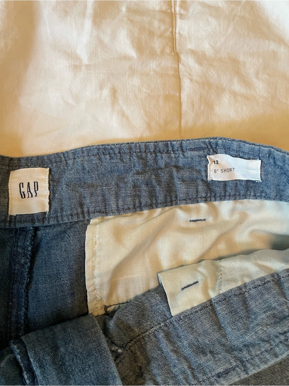 GAP Women's 5” Short  Chambray Shorts in Blue Size 12 - Picture 5 of 5